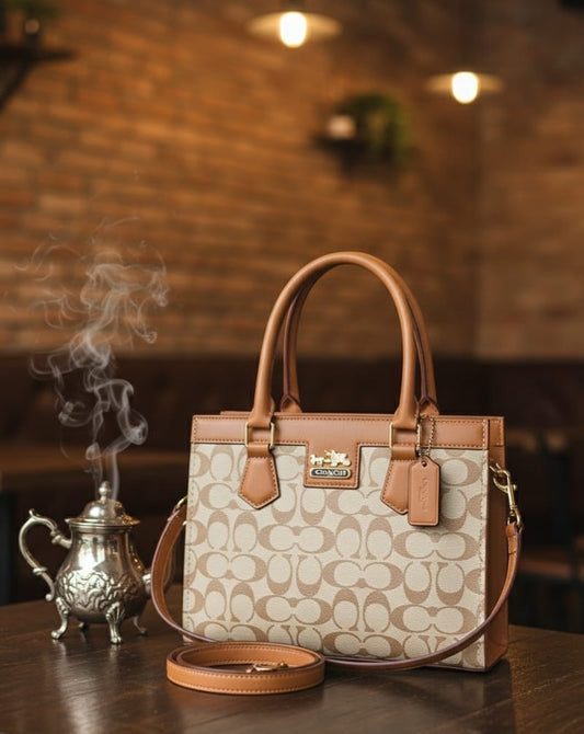 Elegance in every detail 
#Hamvera #LuxuryStyle